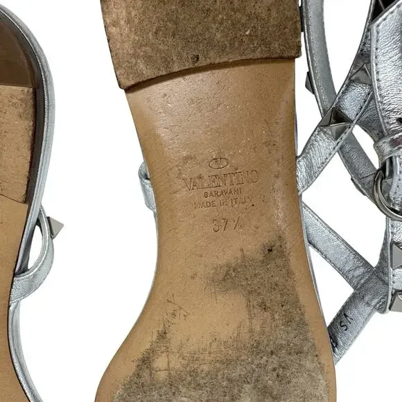 Valentino Garavani Silver Rockstud Flat Sandals Studded Leather Size 37.5 - Picture 8 of 10